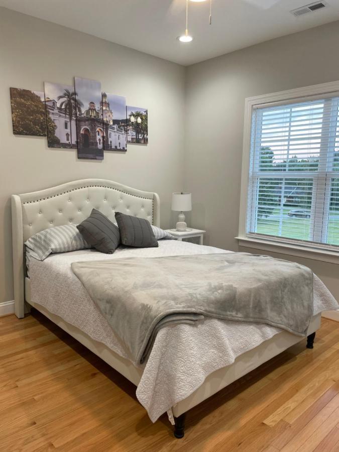 Apartament La Casa Grande Hosting Whitsett Zewnętrze zdjęcie